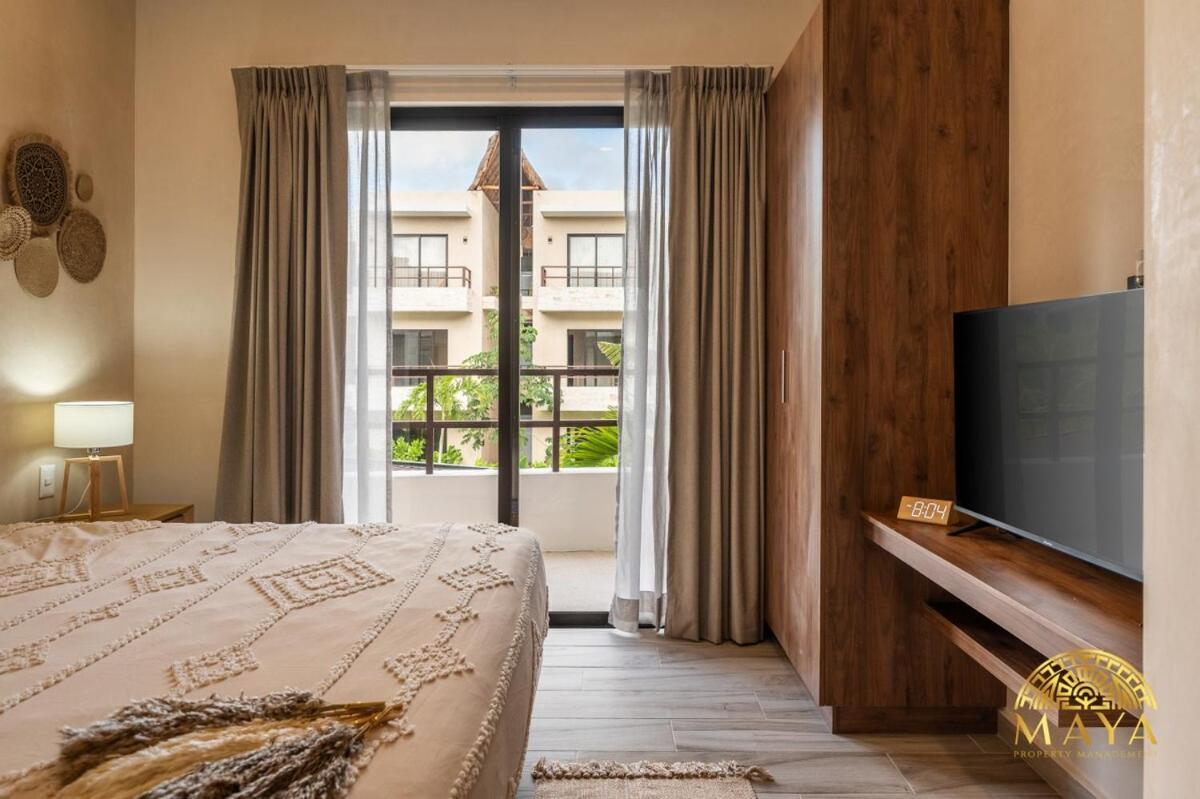 Xunik 205 1br Apartment *